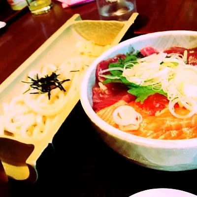 海鮮丼＆手打ちうどん♡|kyoさん