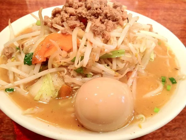 野菜タンメン（麺半分、野菜多め）＋味玉  #ランチ #麺|Takashi H.さん