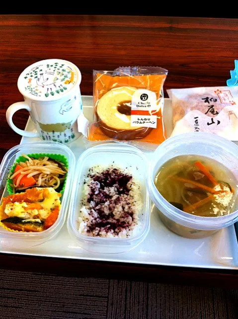 Snapdishの料理写真:昨日の晩ごはんそのまま弁当＊差し入れデザート付💗|eikoさん