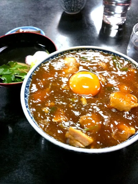 Snapdishの料理写真:出汁たっぷりカレー丼|yutaka yamasakiさん