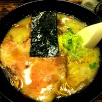 Snapdishの料理写真:ラーメン|INABAMANAMIさん