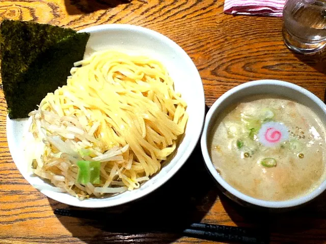 海老塩つけ麺。美味しかったけど麺の量が、、、(´ω｀)|やじこさん