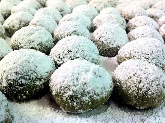 Green tea snowball cookies|Nanaさん