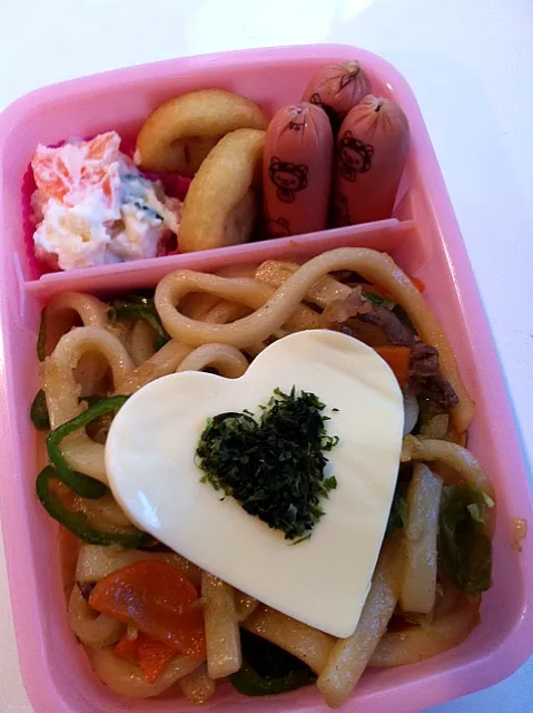 焼うどん弁当|あみん´ω`)ﾉさん