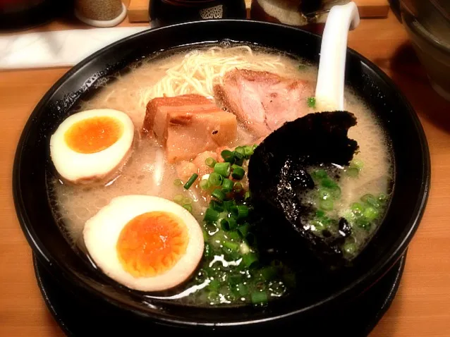 Snapdishの料理写真:得吉ラーメン|Takuya^^さん