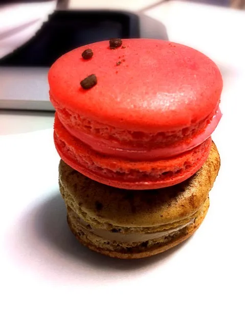 Snapdishの料理写真:Macaroon >..<|Witch Gammieさん