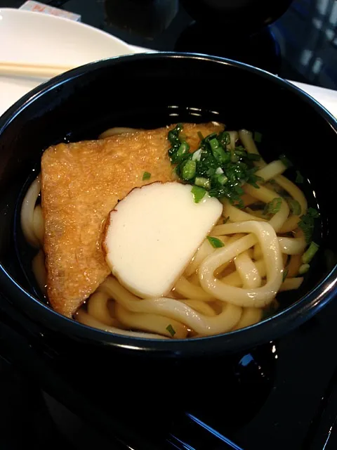 キツネうどん、地味に美味いんだなぁ～(￣▽￣)|Kazuさん