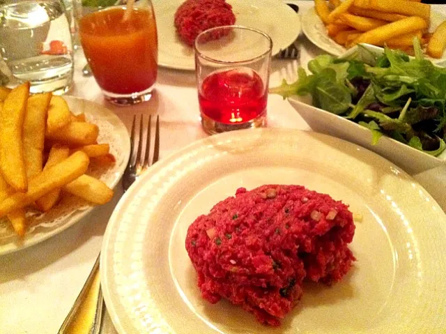 tartare de boeuf 生肉|可織さん