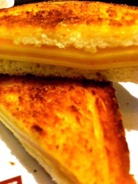 ham and cheese toast|maria katrina valenciaさん