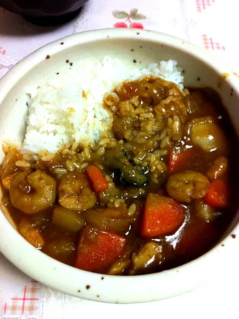 Snapdishの料理写真:牡蠣とエビのシーフードカレー|tomnekoさん