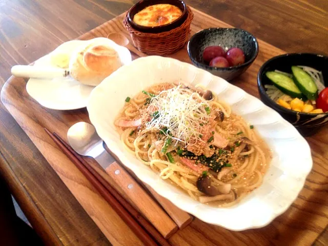 きのことベーコンとほうれん草のゴマ味噌パスタのラーンチ✨|Natsuki Miyoshiさん