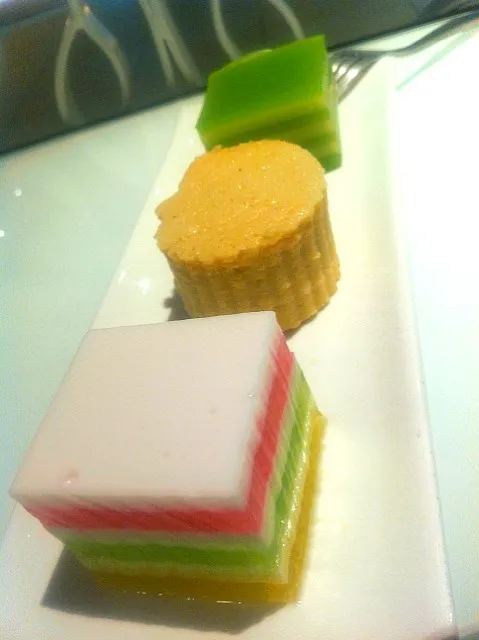 vietnamese sweet cakes|skyblueさん