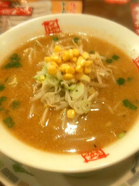 Snapdishの料理写真:みそラーメン|gekoさん