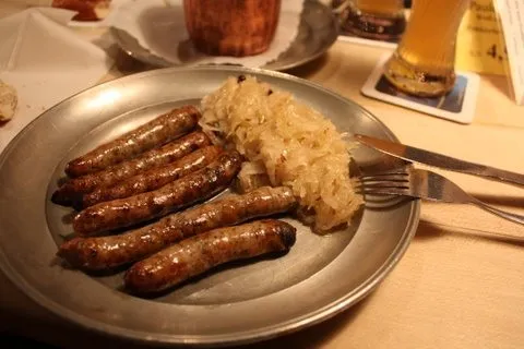 famous nurenberg roast sausages|lauren shannonさん