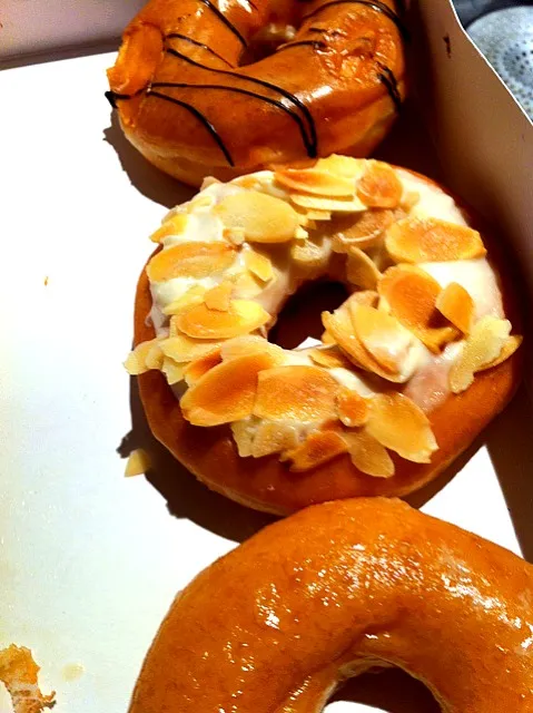 krispy creme donuts|mikko tanさん