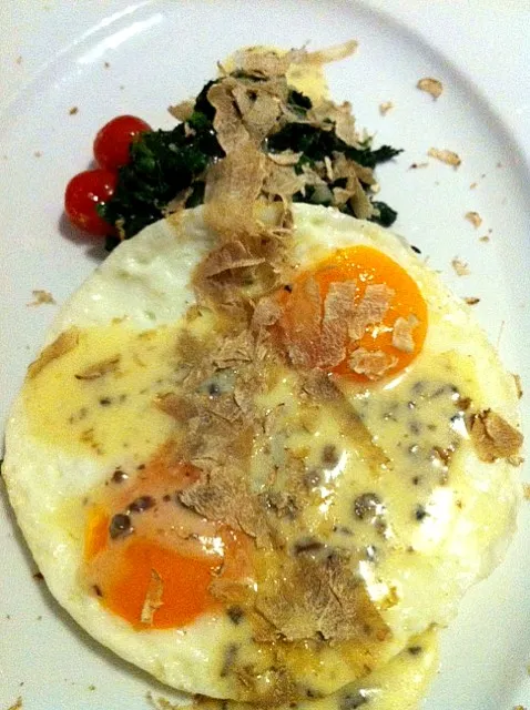 Eggs with Truffle & Spinach|Chris Shannonさん