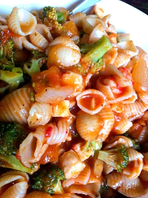 crab and brocolli pasta|maria katrina valenciaさん