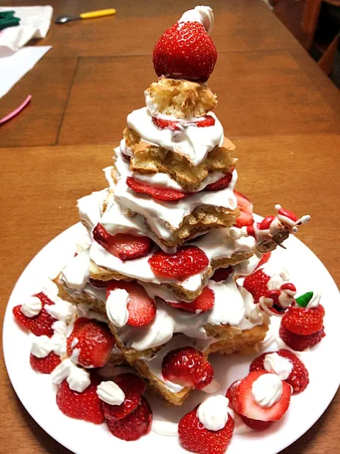 Snapdishの料理写真:ホットケーキのクリスマスツリー|Yasuhiro Nakashimaさん