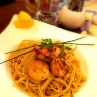 Snapdishの料理写真:Seafood Aglio Olio|szeminさん