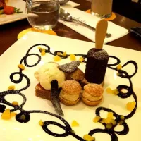 Snapdishの料理写真:Chestnut Profiteroles and Bailey's Popsicle|szeminさん