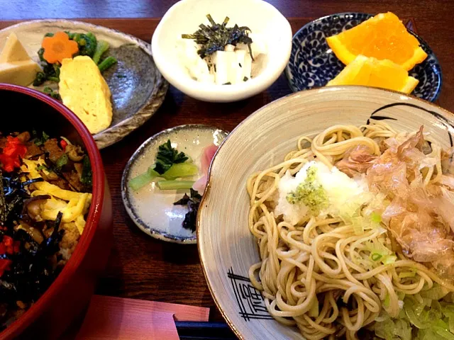 蕎麦 そぼろ定食|kato yoshinobuさん