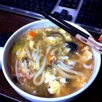 Snapdishの料理写真:煮物の残り汁うどん|こういちさん