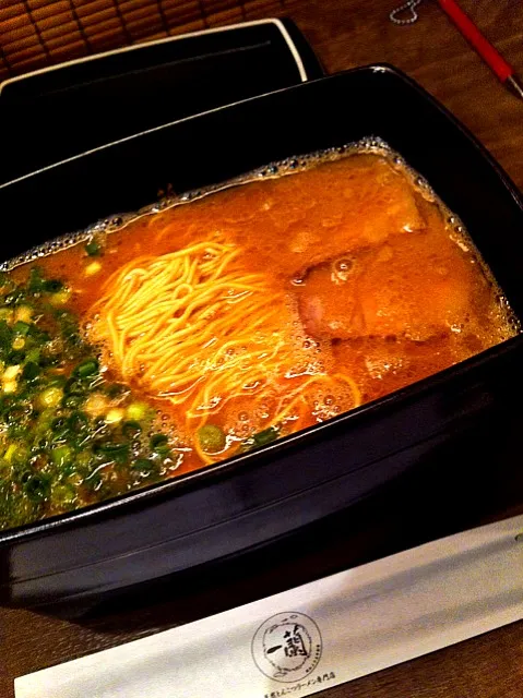 一蘭のラーメンヽ(*･ω･)ﾉ|まるさん