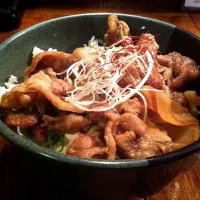 Snapdishの料理写真:豚丼|おおもりさん