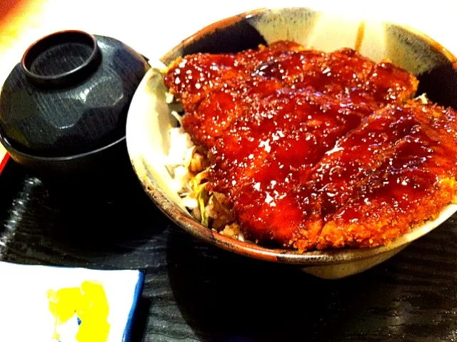 ソースカツ丼|こやま れおさん