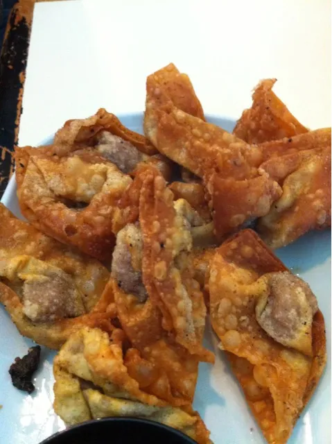 crispy fried wanton|Darren Loさん