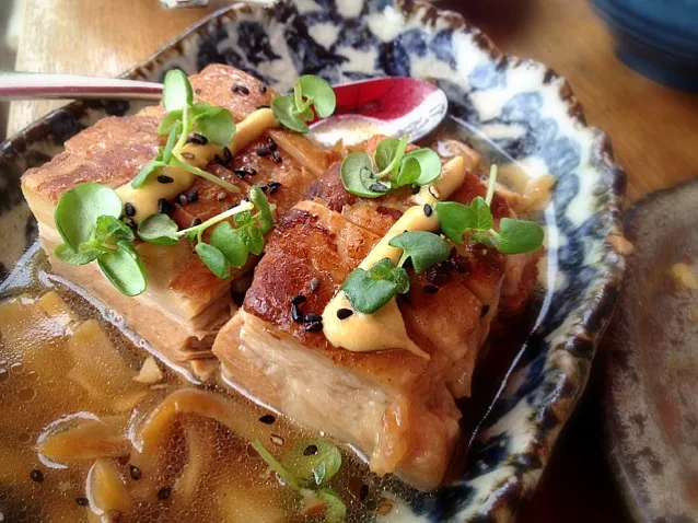 berkshire pork belly steamed with shaoxing wine braised bamboo shoot, soymilk mustard|Jaraineさん