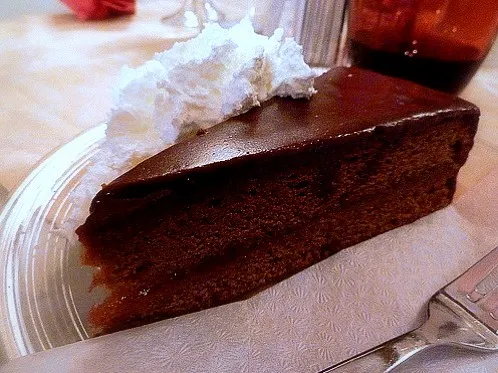 sachertorte with whipped cream|Jaraineさん