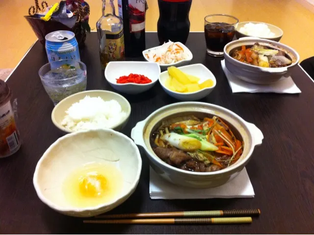 Snapdishの料理写真:31日の夕飯はすき焼き|yoko hayashiさん