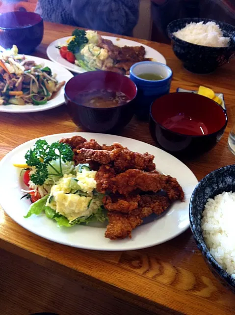 豚ロース竜田揚げ定食|かぁちゃん♪さん