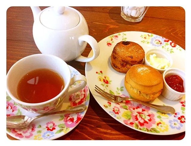 TEA TIME @caths cafe|じょりーさん