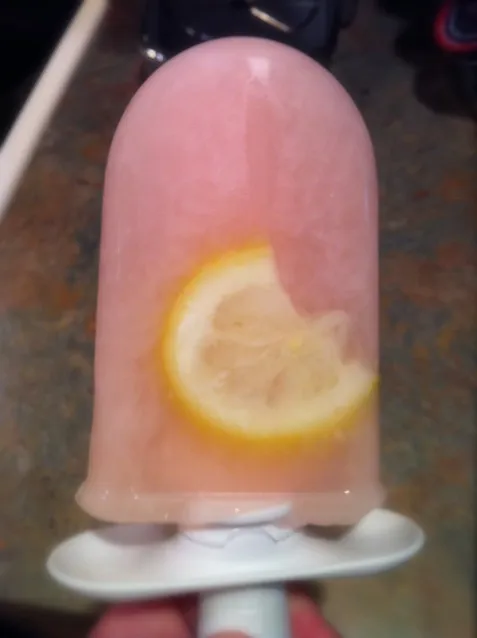 Pink Lemonade Ice Pop|http://melissasmenu.wordpress.com/さん