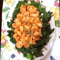 Snapdishの料理写真:fried shrimps w/ chinese spinach|shaineさん