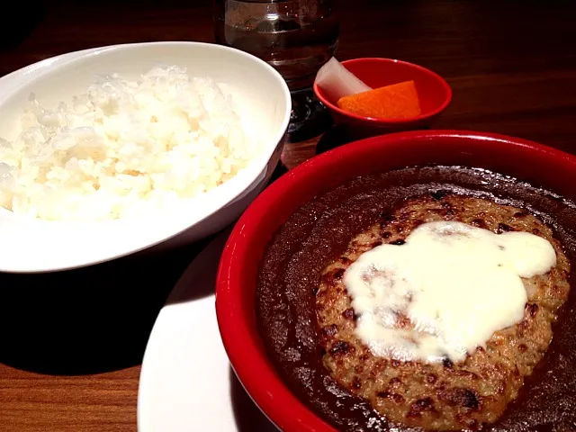 タンカレー屋の一押し、チーズハンバーグカレー！コーヒー付き|大阪カレー部長さん