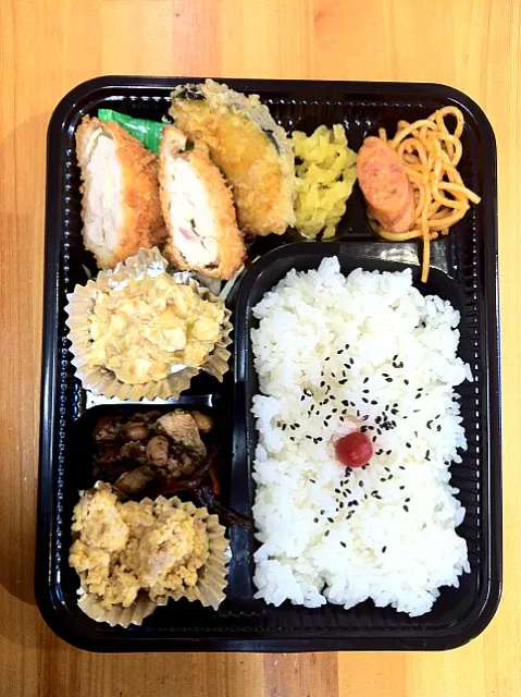 日替わり幕の内弁当|たんぽぽ娘さんさん