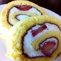 Snapdishの料理写真:roll cake|eriez carissaさん