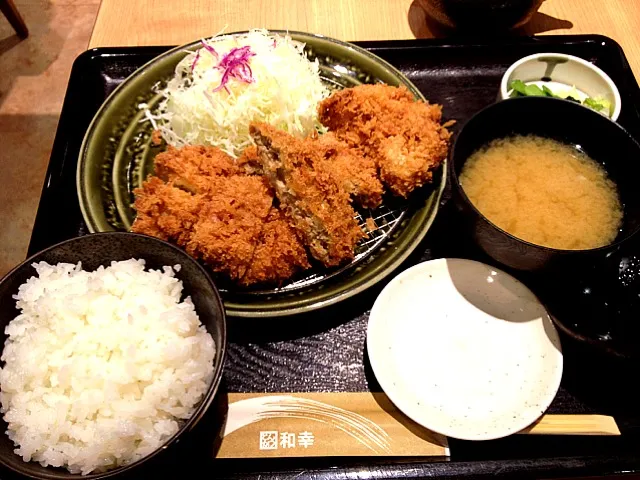 和幸のとんかつ、カニクリームコロッケ、チーズ入りメンチカツ！！ウンマ～❤|あんちょすさん