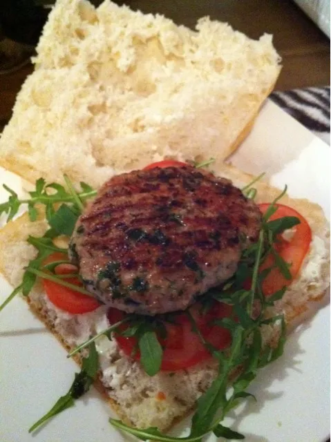 Snapdishの料理写真:kipburger van vin en lau|oaseさん