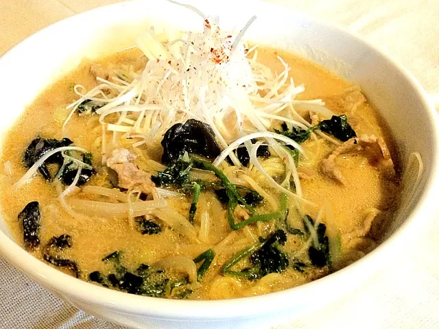 味噌ラーメン クレソン入 中国青山椒をふって|yasutaka shiratoriさん