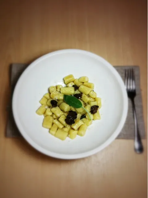 gnocchi with sage,brown butter and truffle|rick chanさん