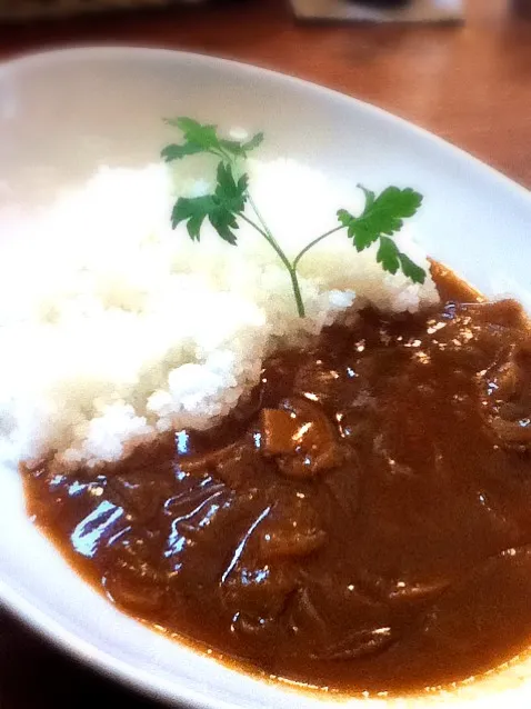 Snapdishの料理写真:hashed beef with rice ハヤシライス|Funky Chefさん