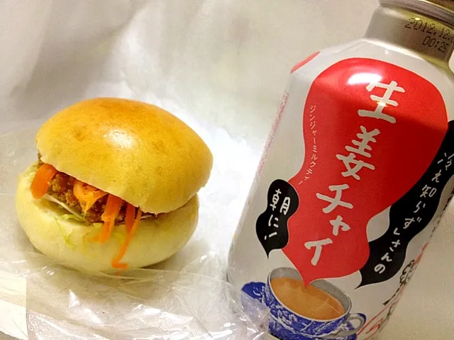 Mini chicken cutlet burger|chan mitsuさん