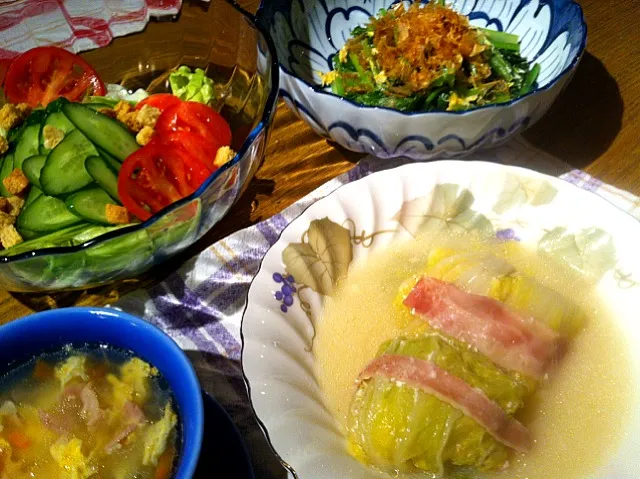 Snapdishの料理写真:ロール白菜   スープ  野菜|高田恵子さん