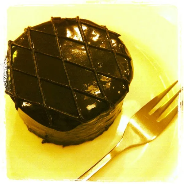 Decadence Cake|Abe Licudanさん