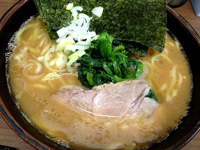 Snapdishの料理写真:ラーメン のり10枚|tecklさん