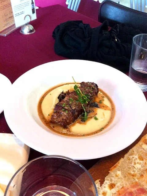 Pork neck wrap with bacon braised in its own jus served with potato puree and grain mustard sauce|Rhythmiqueさん